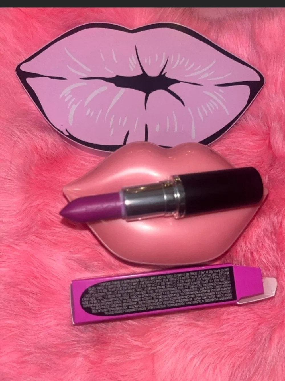 MAC Cosmetics rich purple